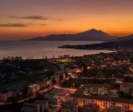 La Casa Di Pietro * Sapri